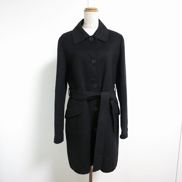 ベルト付きできっちりした女性にもなれる アクアスキュータムのコートをお買取