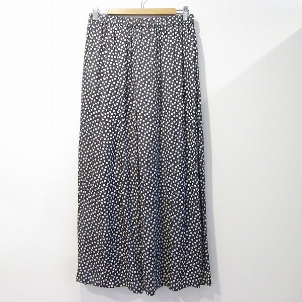 可愛らしさがあるパンツ シズカコムロのパンツを買取しました