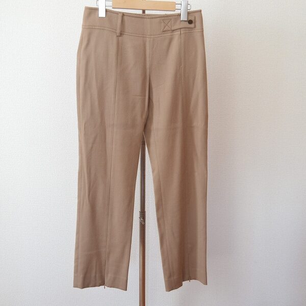 飽きることなくデイリー使いも叶う ヴァレンティノのパンツを買取しました