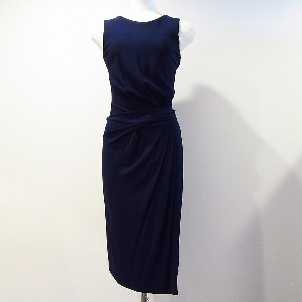 文句なしのしっとりシルエット フェラガモのワンピースを買取しました