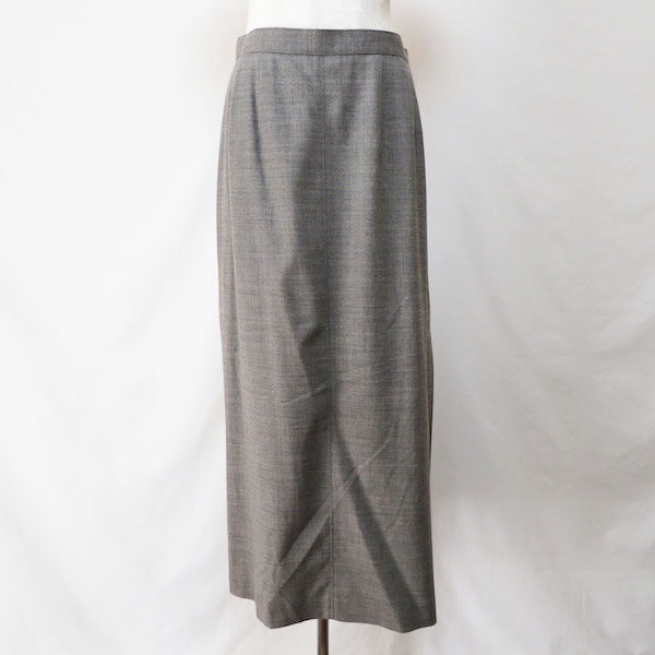 長さも雰囲気も清々しい インポートロッサのスカートを買取しました