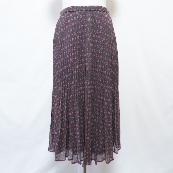 レリアンの総柄プリーツスカートを買取させて頂きました