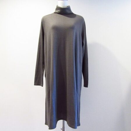 色っぽさが出る ヨーガンレールのワンピースを買取しました