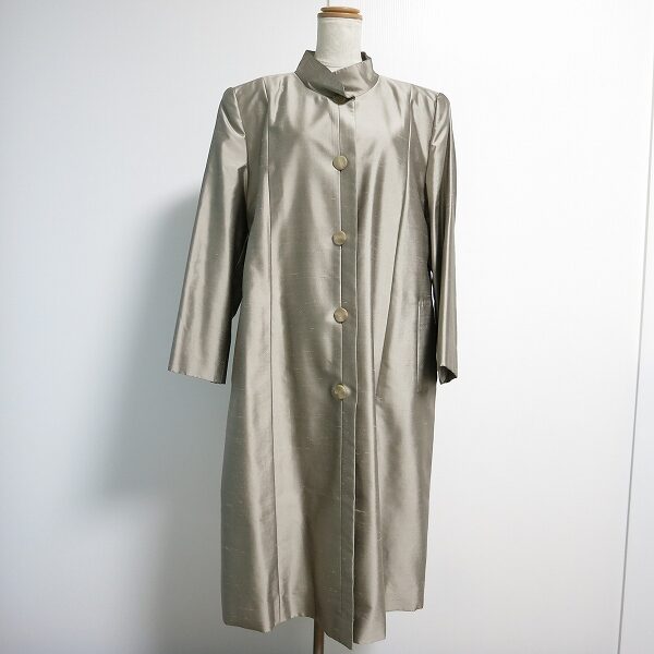 対面ラクチンな出張買取でレリアンのコートを買取いたしました