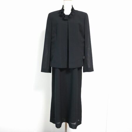 緊張感が走る場面も安心 ユキトリイのセットアップを買取しました