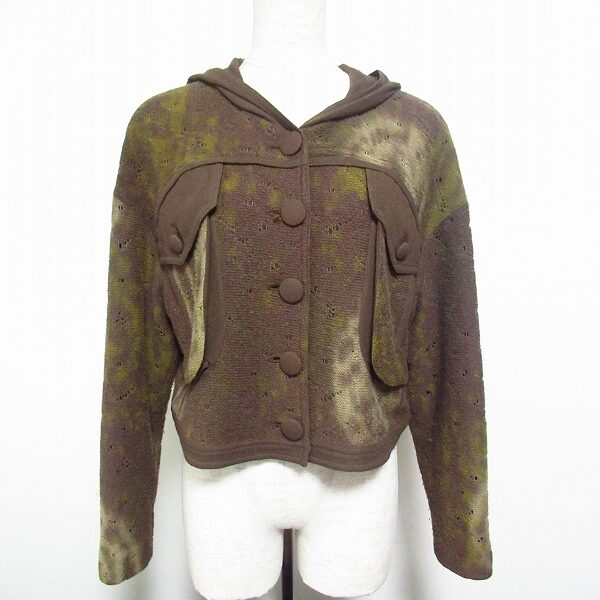 ニット×大きめボタンで品よくカジュアルに楽しめる エイココンドウのニットをお買取