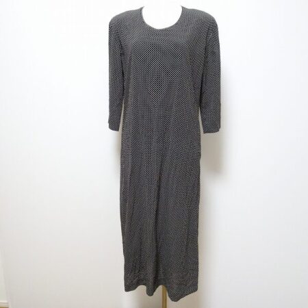 適度にラグジュアリー感のあるカネコイサオのワンピースを買取しました