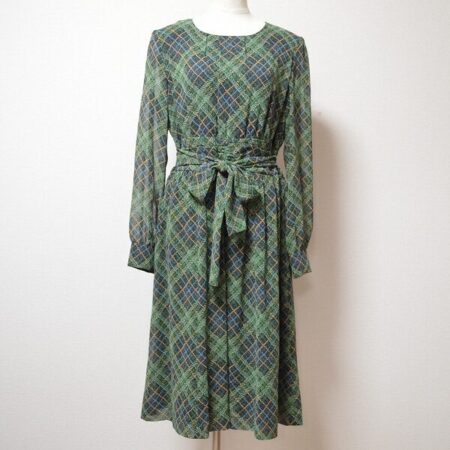 グリーンチェックの長袖ワンピを買取！レリアン