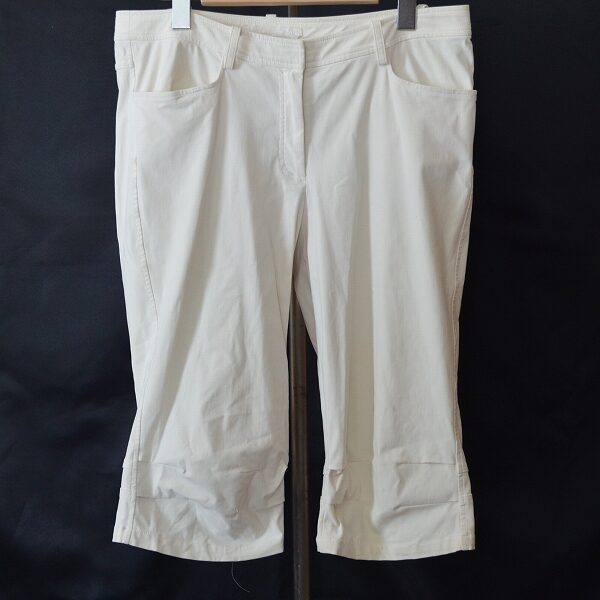 暑さも和らぐアイボリー アルバロッサのパンツを買取しました