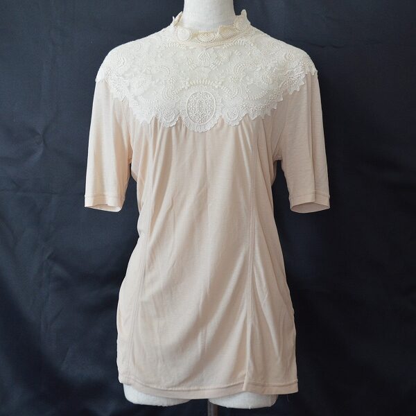 チラ見せしたい時にも使える アルバロッサのカットソーを買取しました