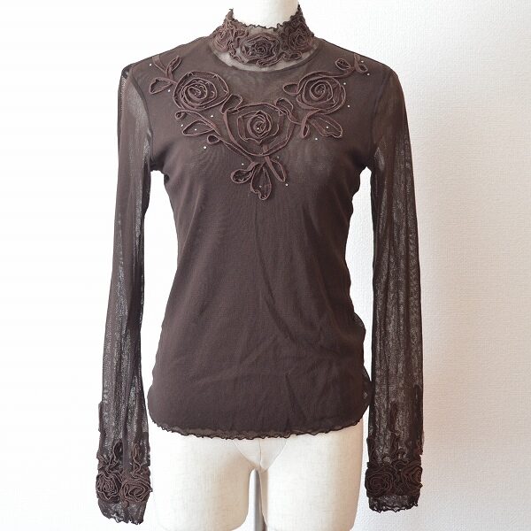 細かなバラモチーフがセクシー アルバロッサのカットソーを買取しました