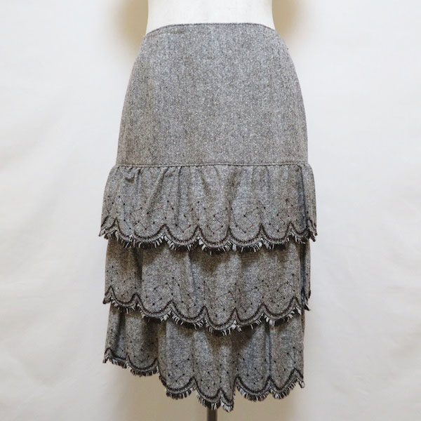 フリンジ具合が可愛い ミスアシダのスカートを買取しました