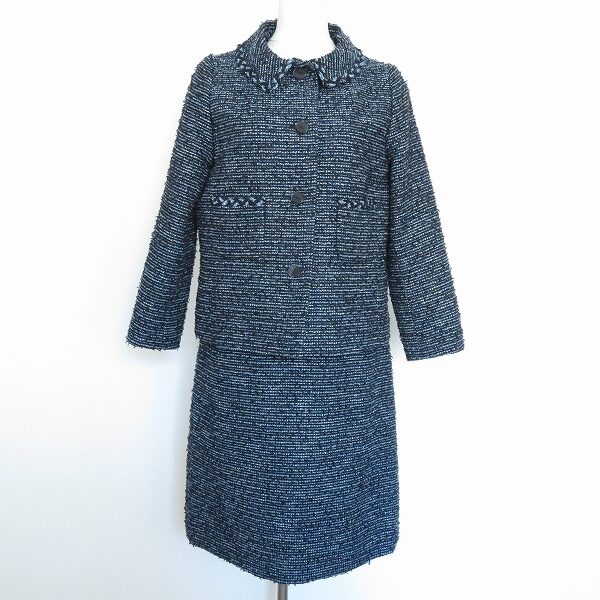 女性らしさを発揮 ハナエモリのスカートスーツを買取しました