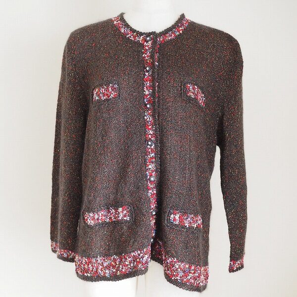 凛とした感じもある アトリエサガンのカーディガンを買取しました