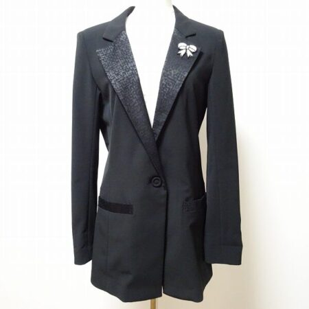 黒×キラキラが華やかなヒロコビスのジャケットを買取しました