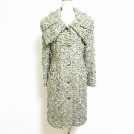 ベージュとラメの華やかで優しい感じが素敵なシズカコムロ 4298のコートをお買取