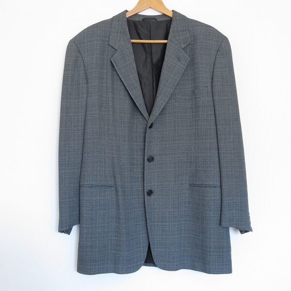 程よくダークなカラーがかっこいい!ジョルジオアルマーニのジャケットを買取しました