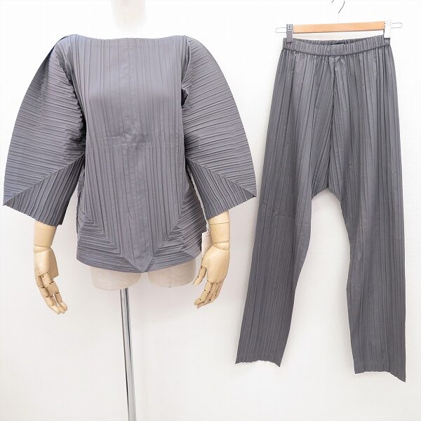 プリーツと広がり具合がゴージャス イッセイミヤケのセットアップを買取しました