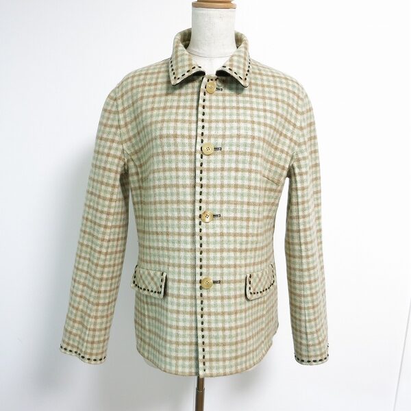 程よいカッコよさでおしゃれに決まる アクアスキュータムのジャケットを買取しました