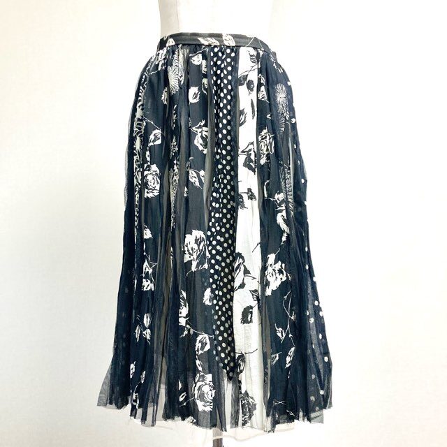 ユキトリイのスカートを買取しました！懐かし可愛い雰囲気