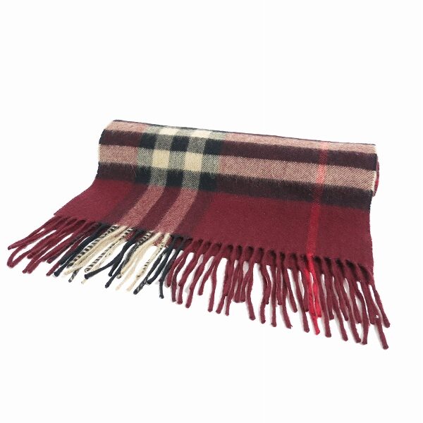 バーバリーのカシミヤマフラーを買取しました｜お洋服のポイントにもなる