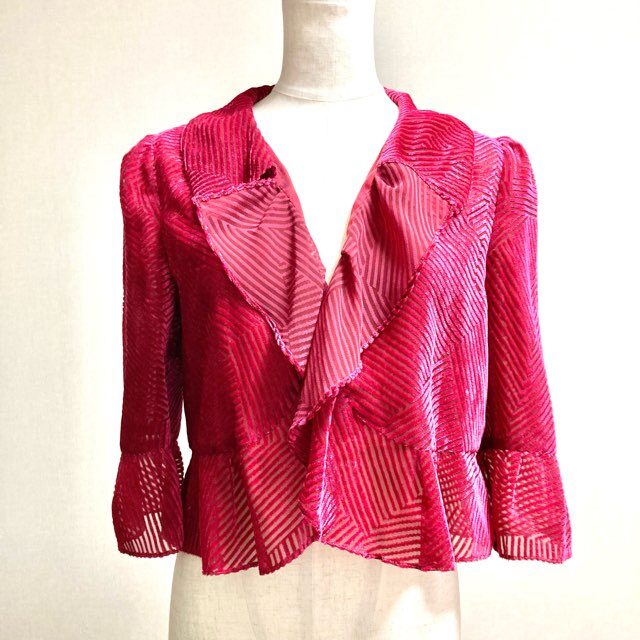 ユキトリイのカーディガンを買取しました｜着るだけで存在感アップ