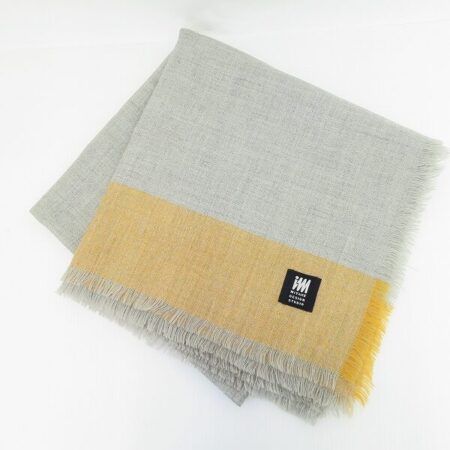 イッセイミヤケのショールをお買取 爽やかな色使いで使い方豊富