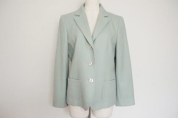 レリアンお買取情報 ほんわかグリーンが素敵！ジャケット