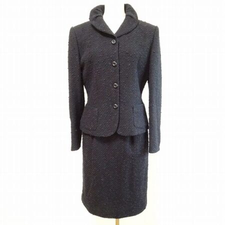 ミスアシダ お買取情報｜黒のツイードスーツを出張買取いたしました