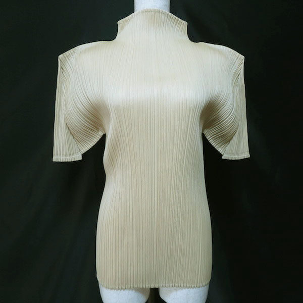 個性強めのデザインがおしゃれ プリーツプリーズのカットソーをお買取