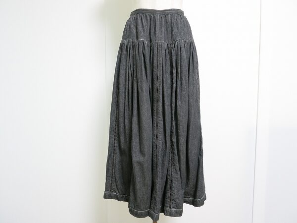 シルエットも豪華！ピンクハウスのスカートを買取しました