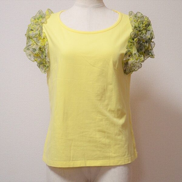 ユキトリイのTシャツを買取しました！黄色とフリルの相性が最高