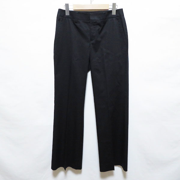 安心感＋スリムさも手に入れられる｜バーバリーのパンツを買取しました