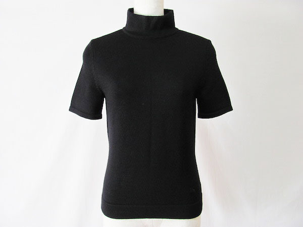 バーバリーのニットをお買取｜黒×ハイネックで高級感アップ！