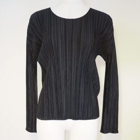 ミセス人気上位！プリーツプリーズのカットソーをお買取しました