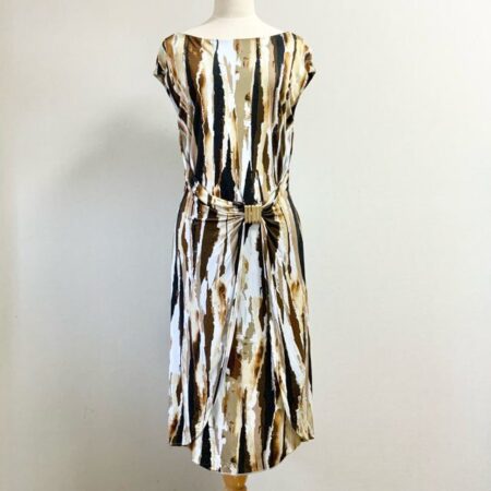 買取を利用して資金作りに！エスカーダのワンピースを買取いたしました