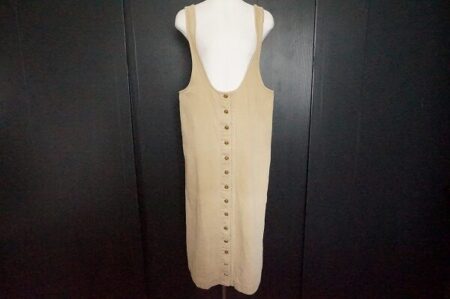 カネコイサオのサロペットを店頭預り買取にてお買取｜着やせ効果も狙えます