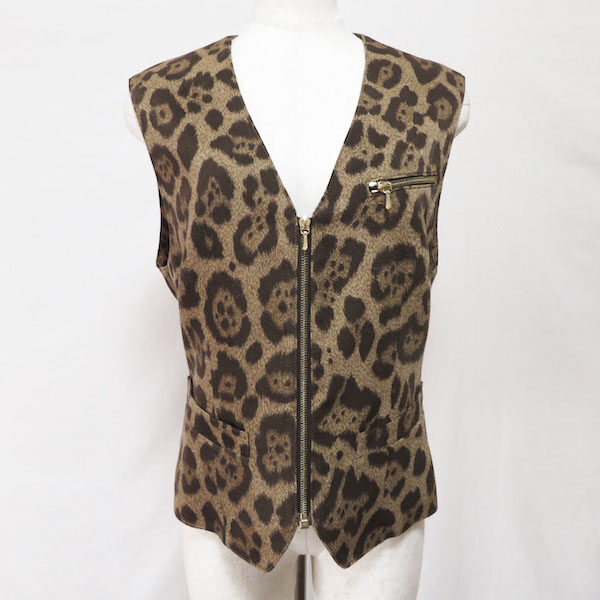 シニア層に人気｜伊太利屋のヒョウ柄 ベストを買取しました