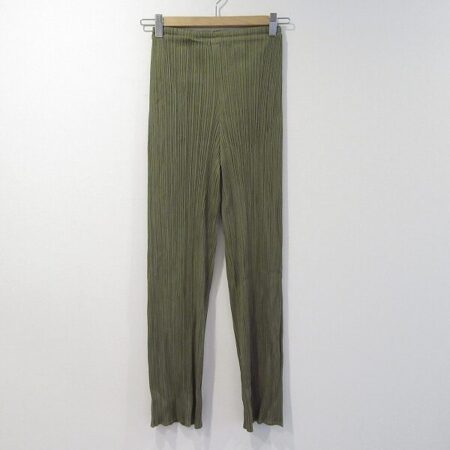 プリーツプリーズのパンツを宅配買取ご利用のお客様より買取しました