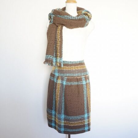 ユキトリイのスカートを便利な出張買取にて買取しました