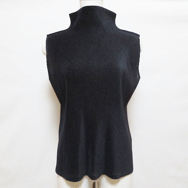 プリーツプリーズ 買取情報！インナーとしても活躍のカットソー