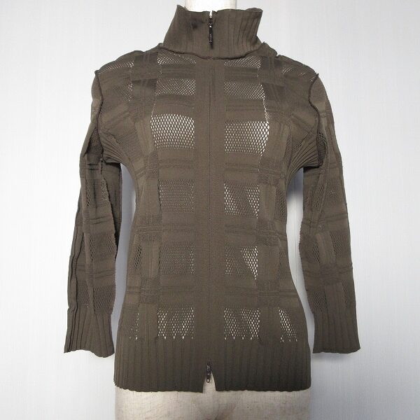 ヒロコビスのカーディガンを買取しました｜さりげなくフィットしてくれます