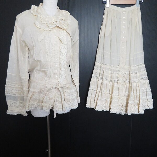 レースの贅沢使いに心も潤う ピンクハウスのツーピースを買取しました