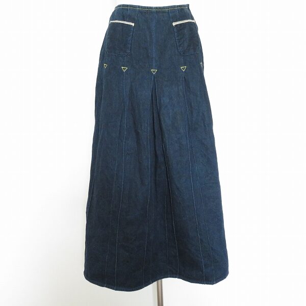 ラインも綺麗なピンクハウスのスカートを買取しました