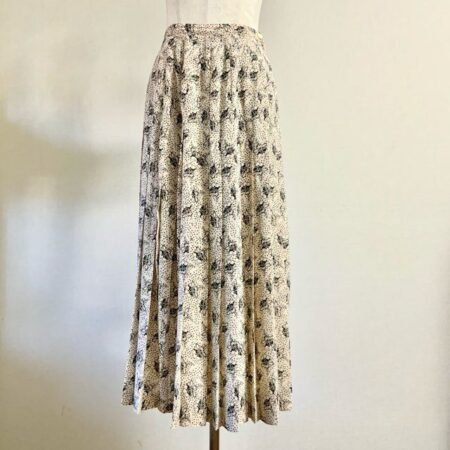 カネコイサオのスカートをお買取 品×可愛らしさの融合