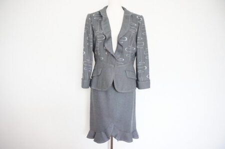 マダム・シニアに人気、ミスアシダのスーツを買取いたしました