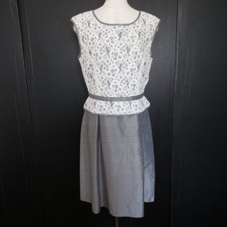 シニア層にも人気のユキトリイ！欲張りすぎないレースのワンピースをお買取