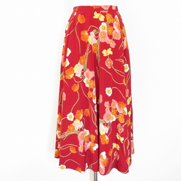 明るく力強い インゲボルグのスカートを買取しました