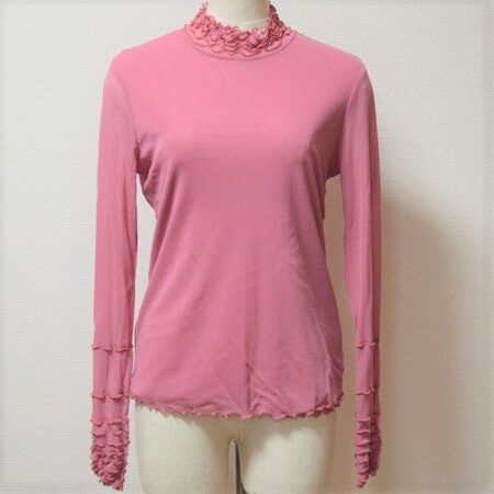 洋服買取情報｜アルバロッサのカットソー！ピンクとフリルの間違いない組み合わせ