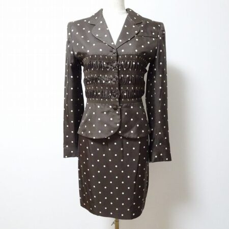 光彩感ある風合い クリスチャンディオールのスカートスーツをお買取